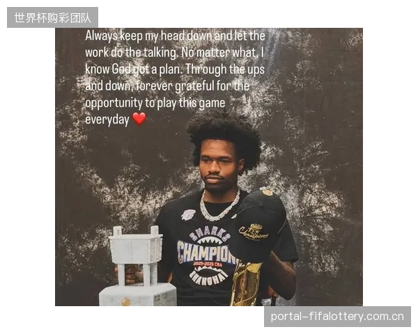 古德温凭借总决赛统治级表现荣膺FMVP,高效数据刷新外援总决赛助攻纪录。 古德温凭借总决赛统治级表现荣膺FMVP,高效数据刷新外援总决赛助攻纪录。
